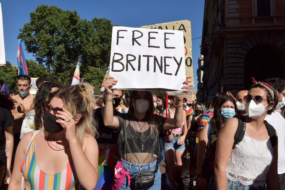 Britney Spears' konservator Jodi Montgomery sparket tilbake på Jamie Spears' påstander