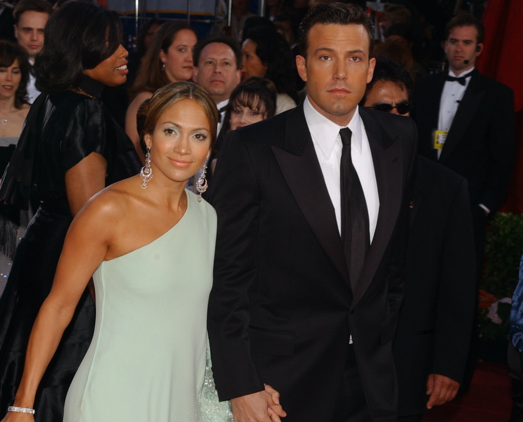 Ben Affleck herinnert zich de 'lelijke, wrede' dingen die tijdens hun relatie over J.Lo werden gezegd