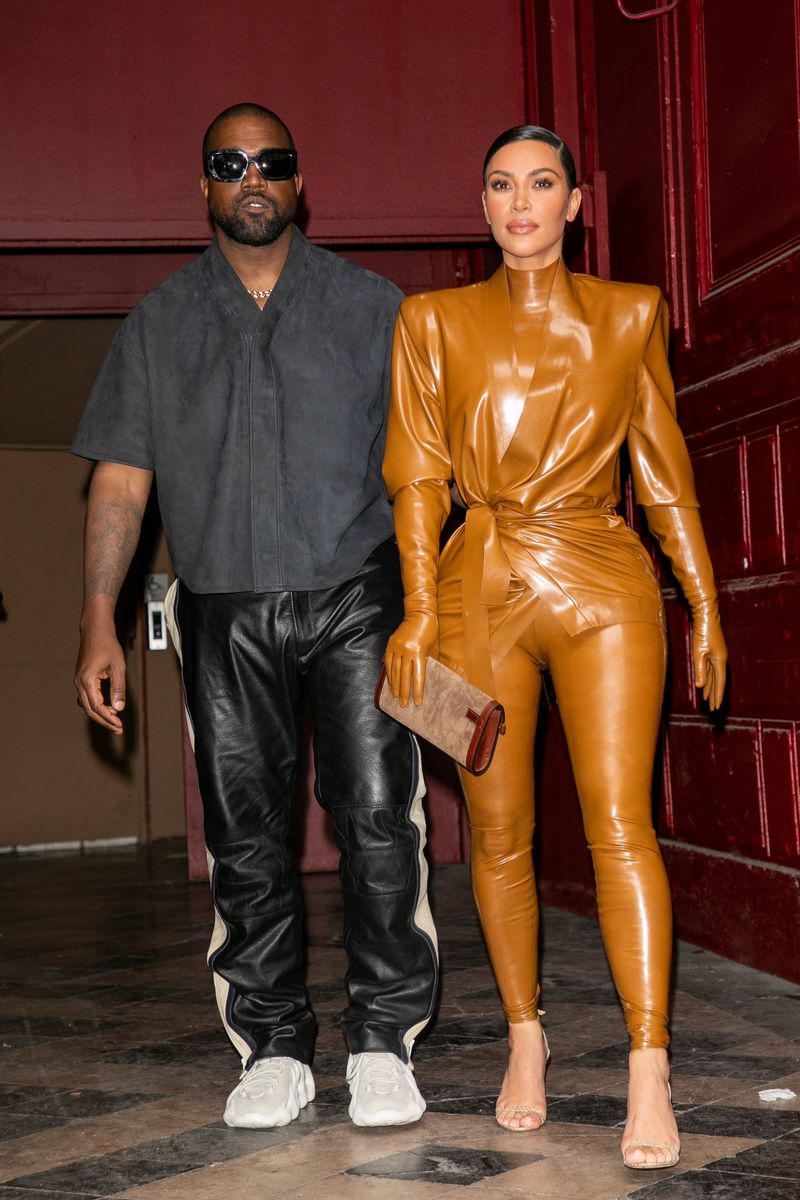 Kanye West je poklical E! & Hulu v svojem zahvalnem govoru o Kim Kardashian