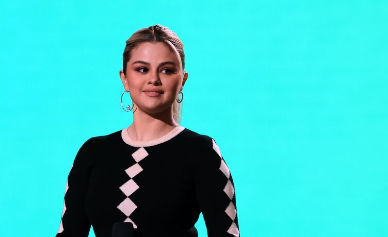 Selena Gomez's geheim voor geluk op sociale media brengt wat hulp met zich mee