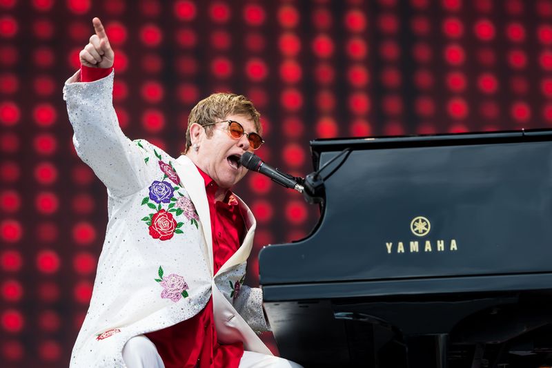 Fãs de Elton John terão duas chances de vê-lo se apresentar ao vivo no Reino Unido