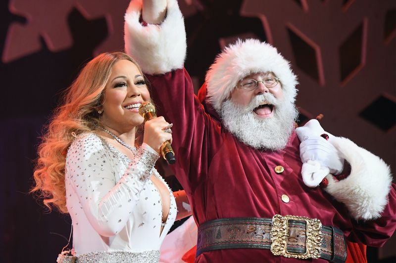 Todas las mejores canciones navideñas originales de Mariah Carey, clasificadas