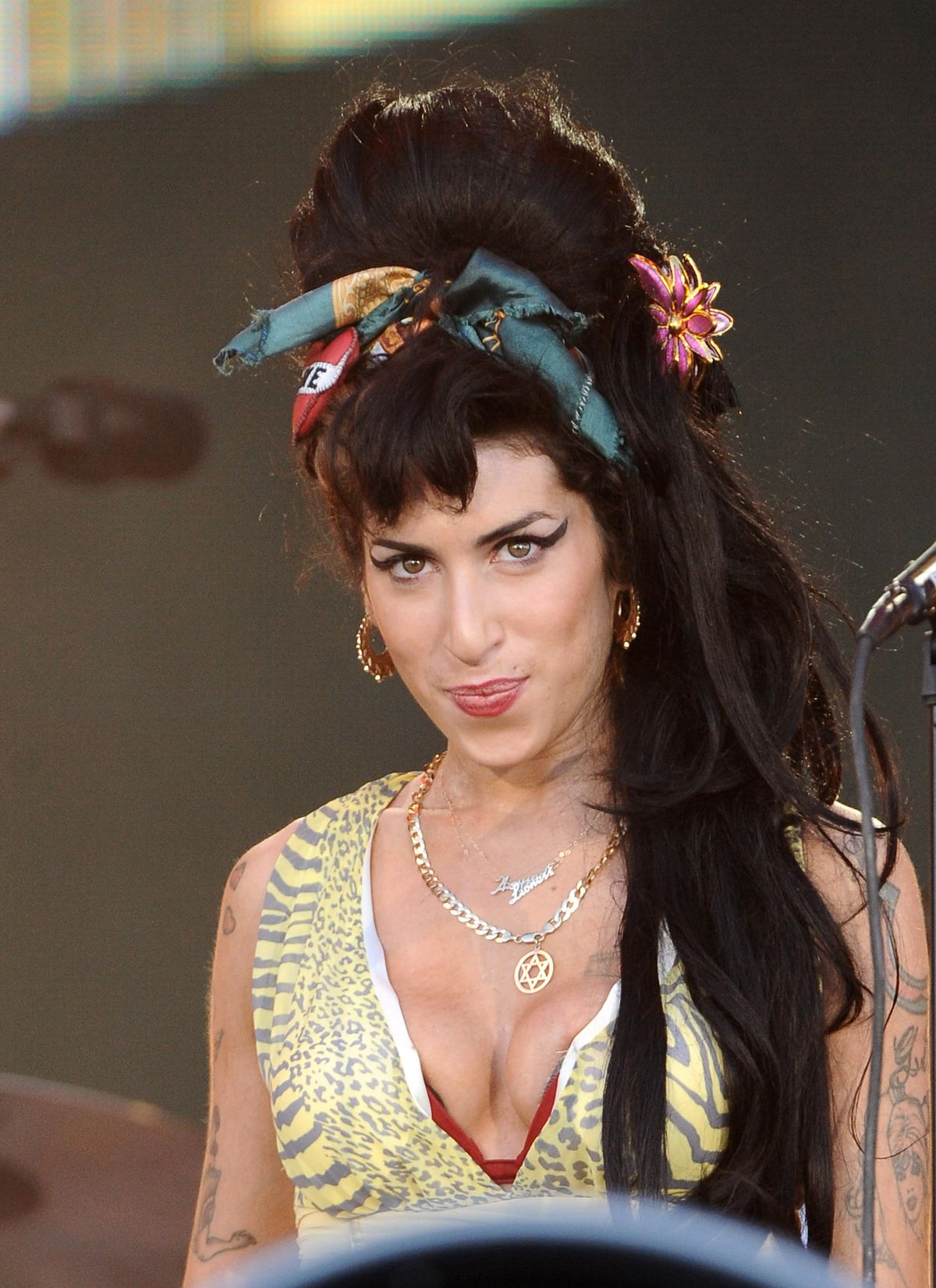 11 drabužių, kurie apibūdino Amy Winehouse stilių