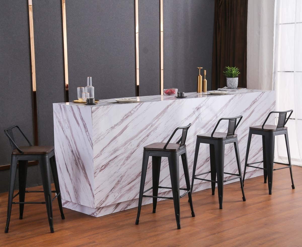 I 5 migliori sgabelli da bar per il tuo bar, bancone o tavolo in stile pub di casa