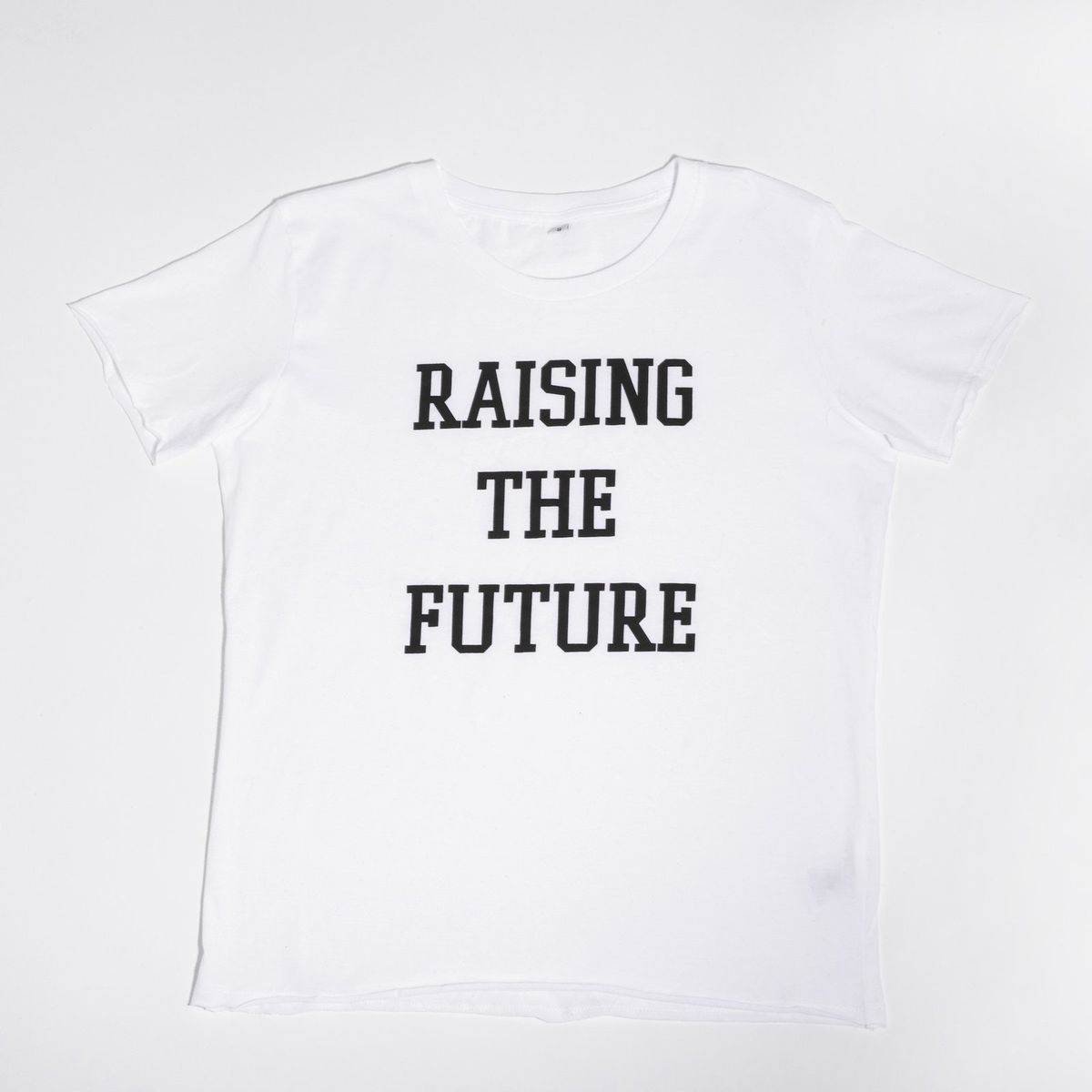 Nadal możesz kupić koszulkę Meghan „Raising The Future”