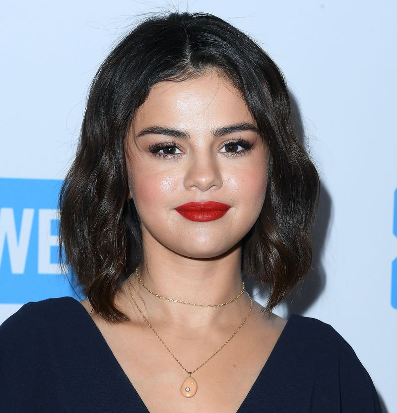 Twitter tror att Selena Gomez nya Bob ger Wizard of Waverly Vibes