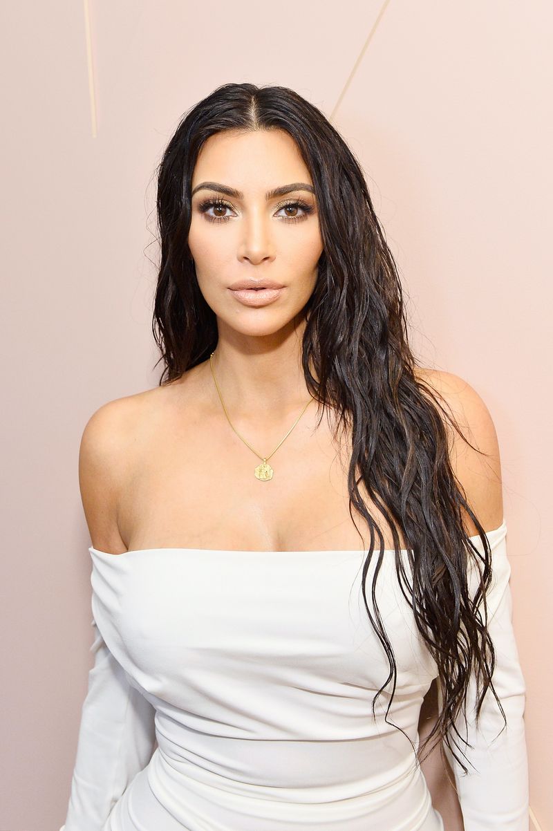 Evolucija ljepote Kim Kardashian, od ranih 2000-ih do danas