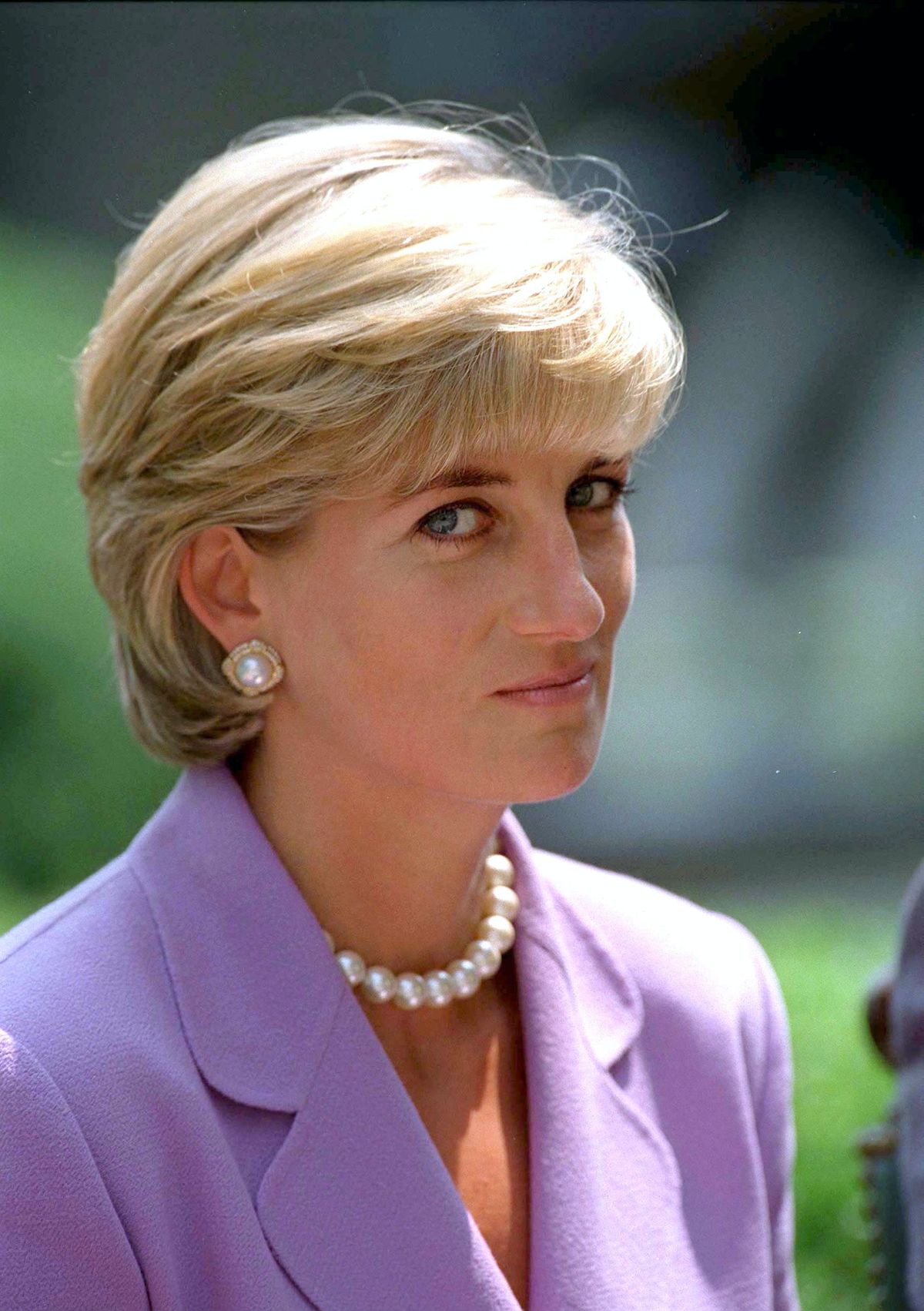 3 võimalust printsess Diana ikooniliste soengute moderniseerimiseks