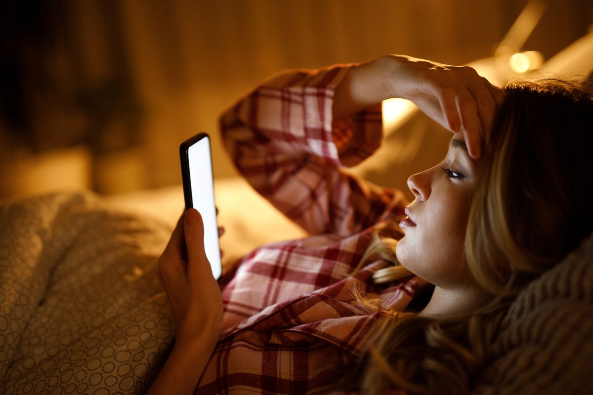 7 skrytých mikrostresov, ktoré ničia váš spánok